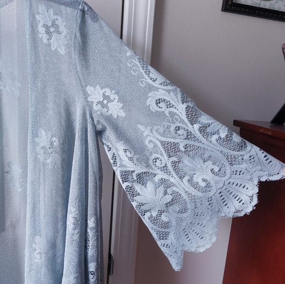 Love, Fire - Mint Green Lace Flowy Boho Kimono - Picture 3 of 10